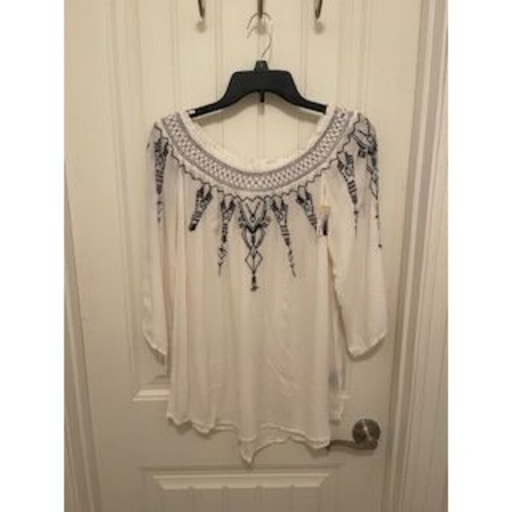 Terre Bleue Women's Embroidered Boho Blouse Size S‎ White/Black